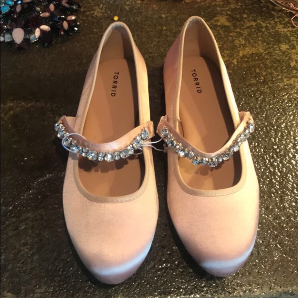Torrid ballet flats with crystals NWT!